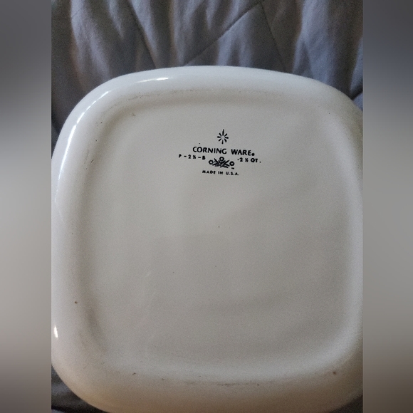 Corningware Vintage 4 Piece set Pans Beautiful condition - Picture 4 of 10